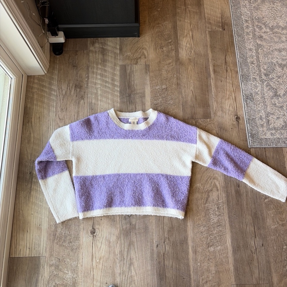 Purple and White Women's Sweater